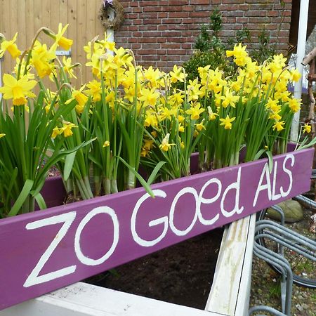 B&B Aan De Fjildwei Rinsumageest Bagian luar foto